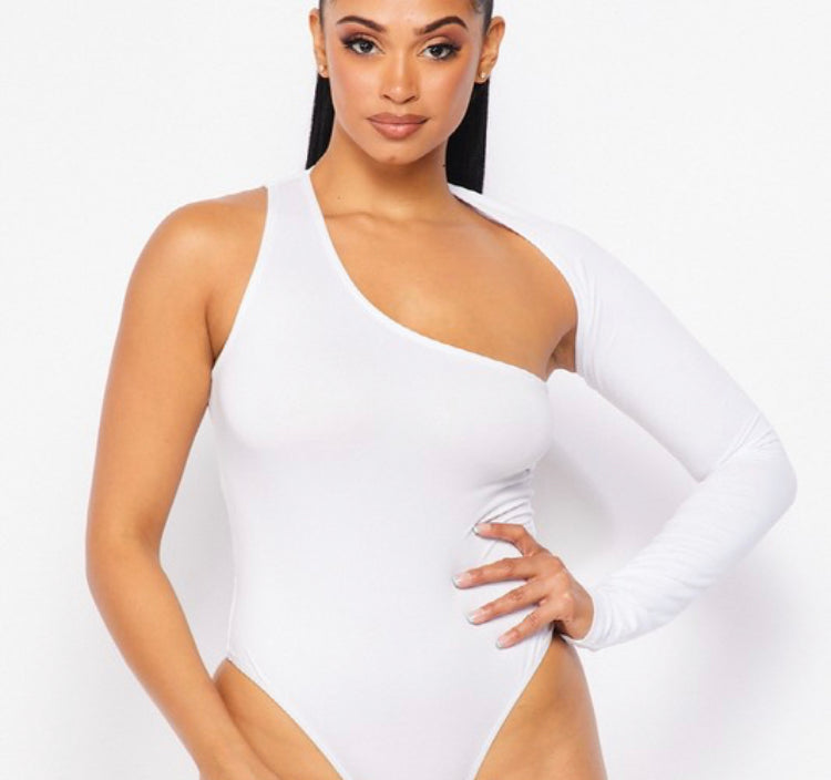 Miss Ivory Bodysuit| One Shoulder Bodysuit Ships **March 5**